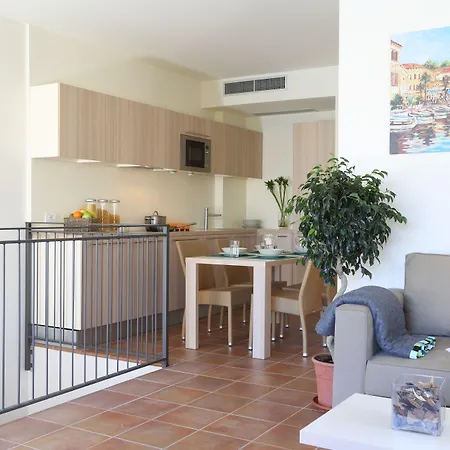 Szálloda Corte Leonardo *