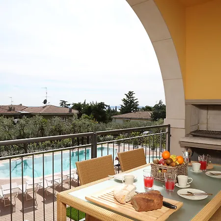 Hotell Corte Leonardo Garda (Verona)