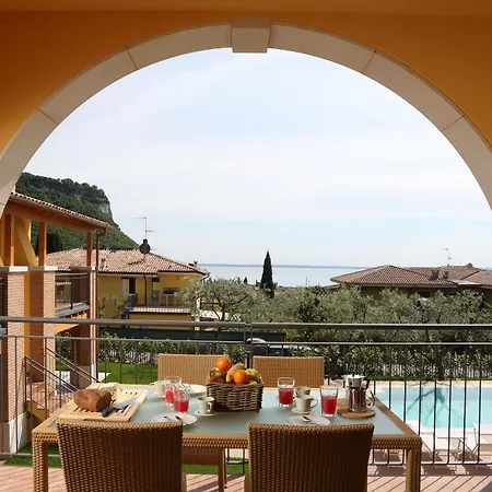Corte Leonardo Hotell Garda (Verona)