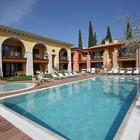 Hotell Corte Leonardo Garda (Verona)
