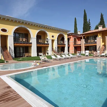 Hotell Corte Leonardo Garda (Verona)