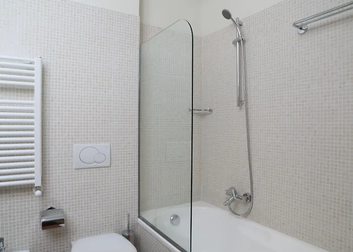 Corte Leonardo * Garda (Verona)